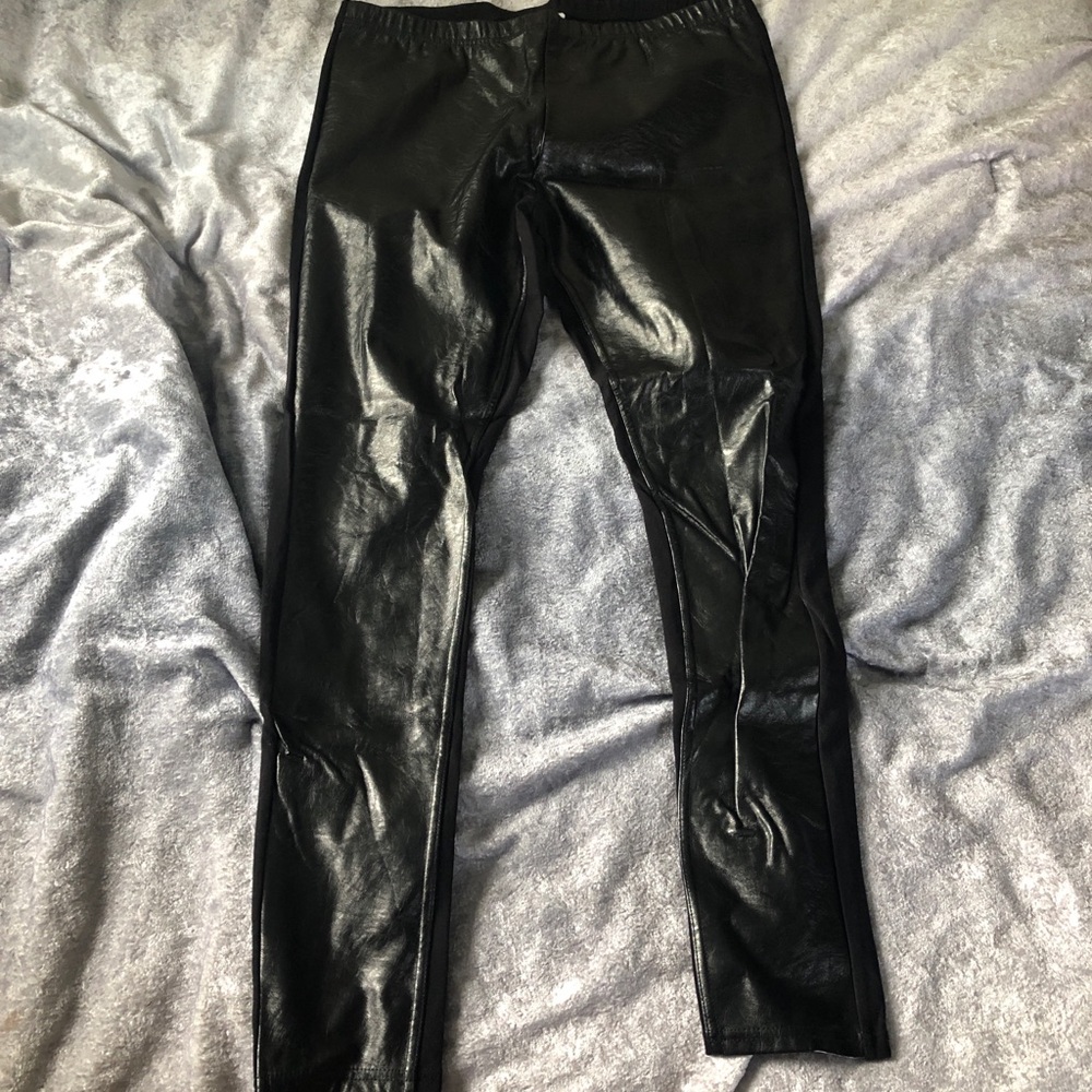 Leggings with leather front